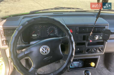 Минивэн Volkswagen Transporter 2001 в 