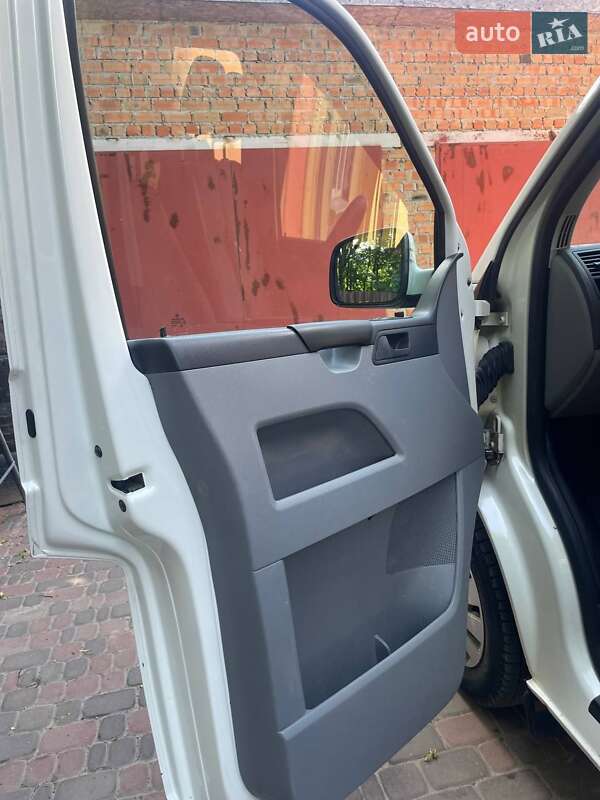 Минивэн Volkswagen Transporter 2008 в Харькове