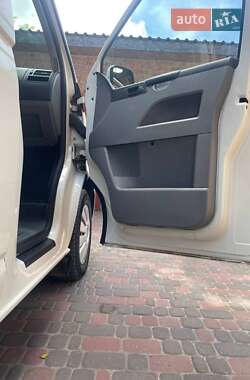 Минивэн Volkswagen Transporter 2008 в 