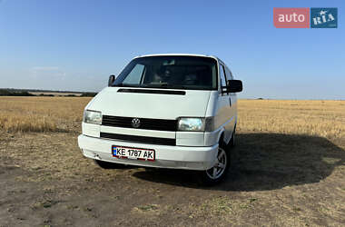Грузопассажирский фургон Volkswagen Transporter 1992 в Покровском