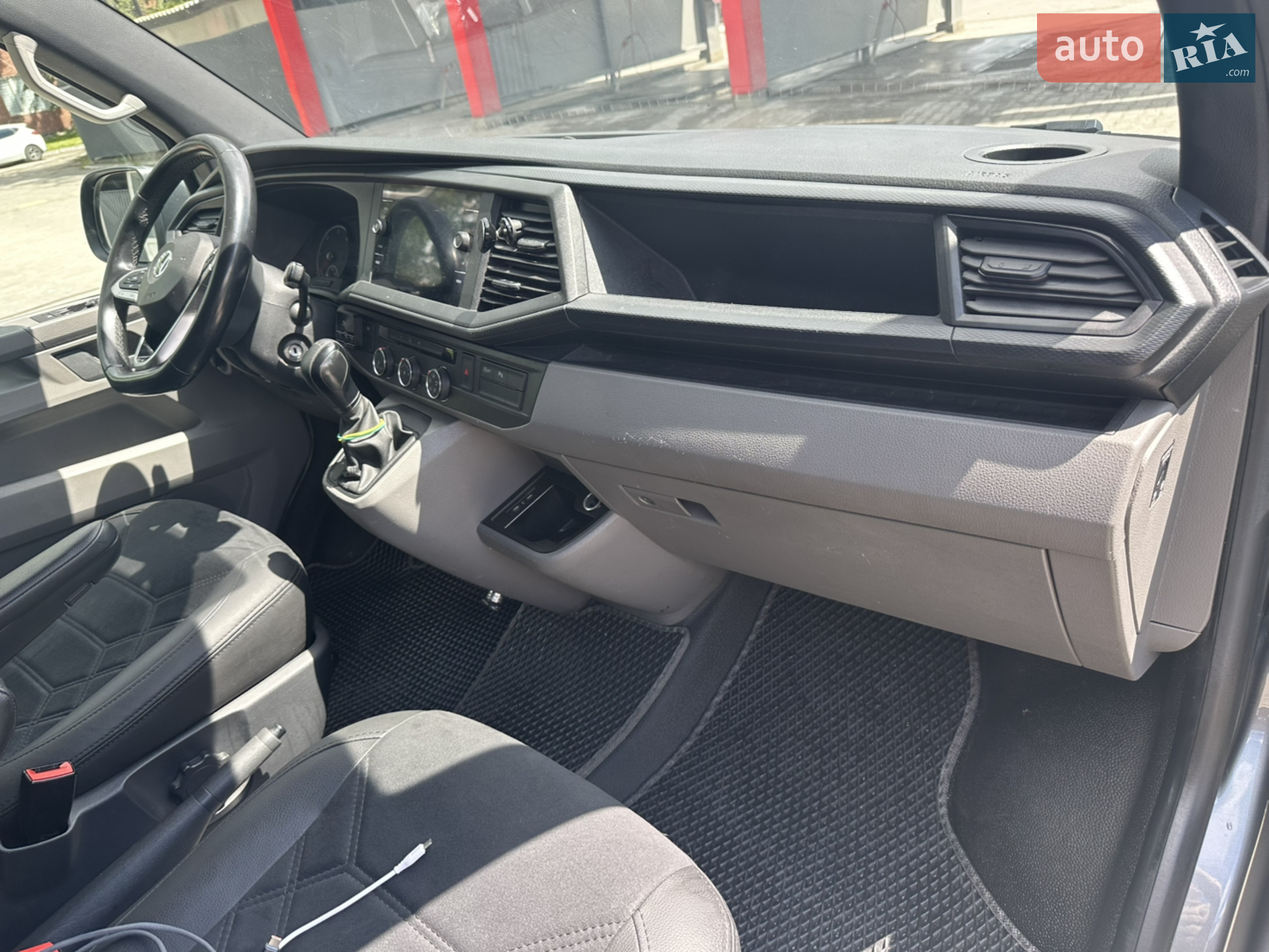 2020 Volkswagen Transporter - мініатюра 32