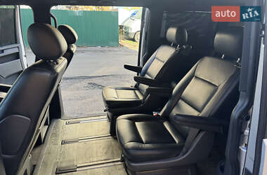 Минивэн Volkswagen Transporter 2016 в 