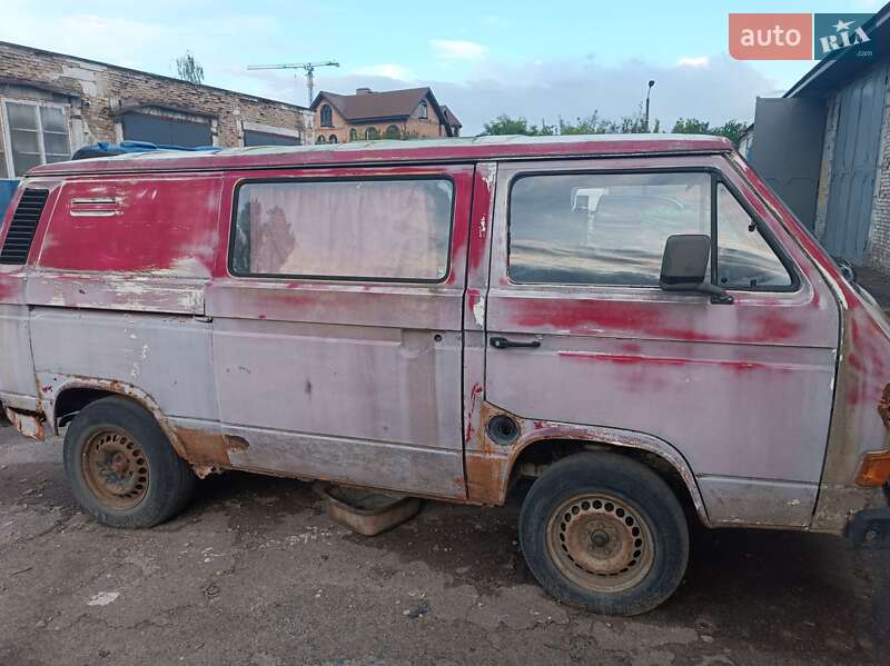 Микроавтобус Volkswagen Transporter 1984 в 