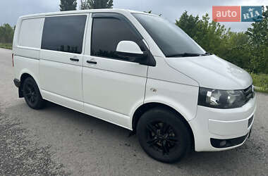 Грузопассажирский фургон Volkswagen Transporter 2015 в 