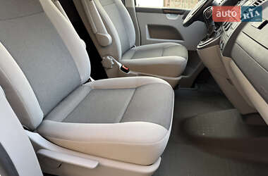 Минивэн Volkswagen Transporter 2015 в 