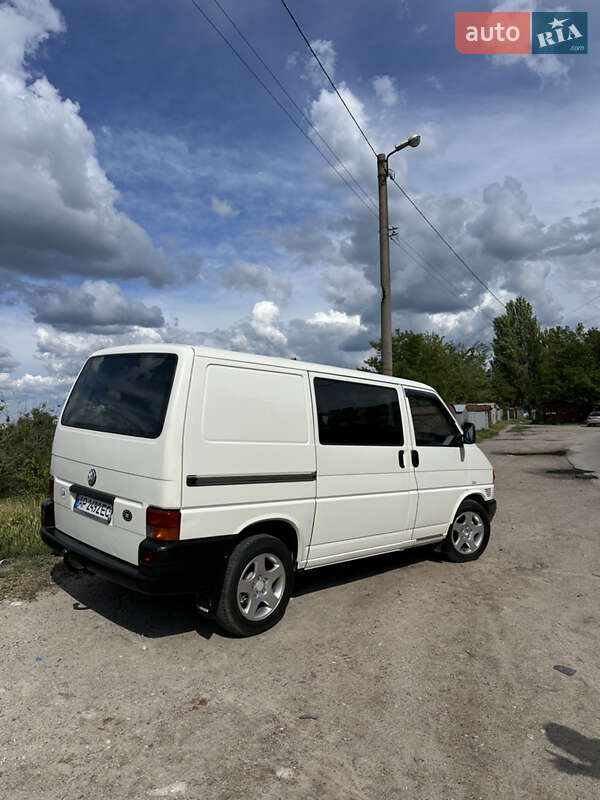 Мінівен Volkswagen Transporter 2002 в Запоріжжі