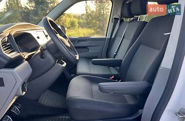 Минивэн Volkswagen Transporter 2020 в 