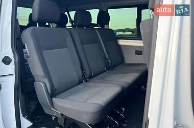 Минивэн Volkswagen Transporter 2020 в 