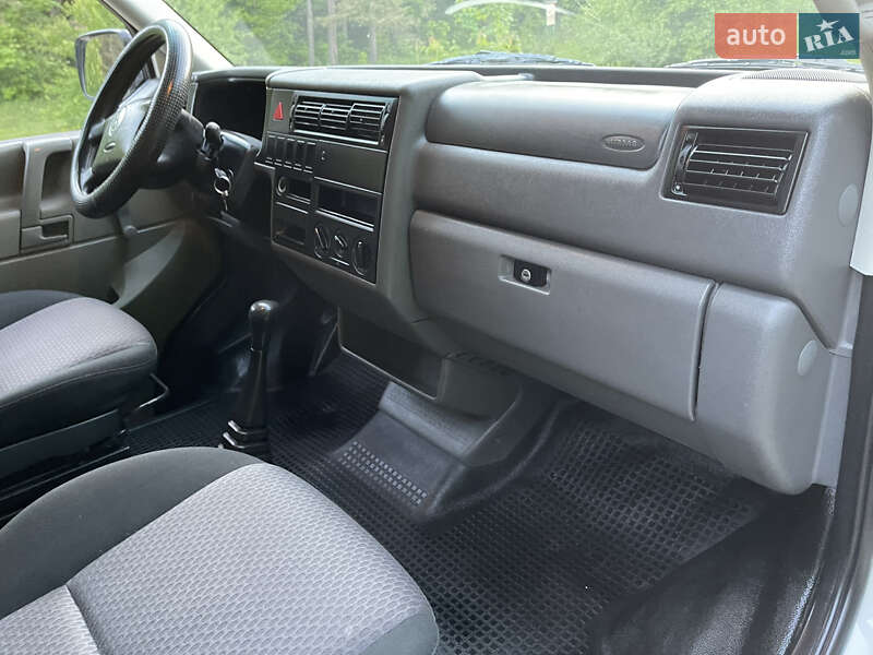 Минивэн Volkswagen Transporter 1999 в Радивилове