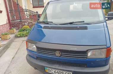 Вантажний фургон Volkswagen Transporter 1995 в Жовкві