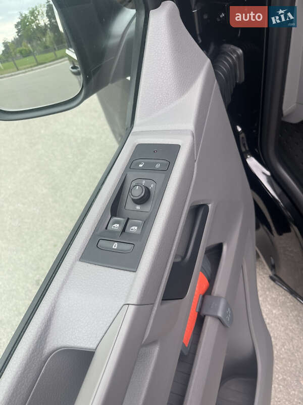 Грузовой фургон Volkswagen Transporter 2021 в Киеве
