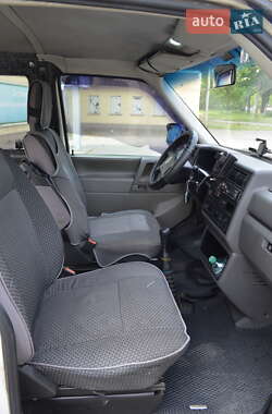 Минивэн Volkswagen Transporter 2003 в 