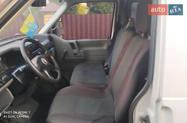 Минивэн Volkswagen Transporter 2000 в 