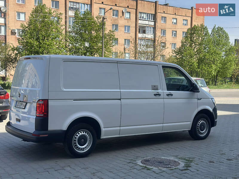 Вантажний фургон Volkswagen Transporter 2018 в Дубні