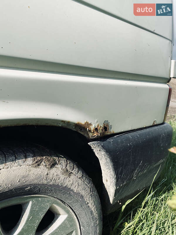Мінівен Volkswagen Transporter 2001 в Золочеві