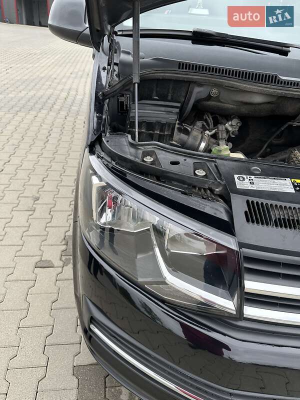 Минивэн Volkswagen Transporter 2019 в Черновцах