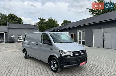 Вантажний фургон Volkswagen Transporter 2018 в Львові