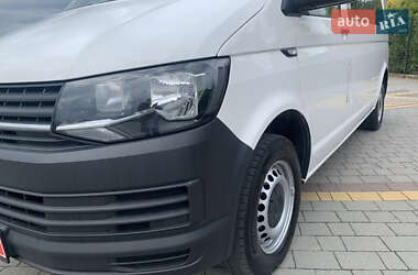 Минивэн Volkswagen Transporter 2017 в 