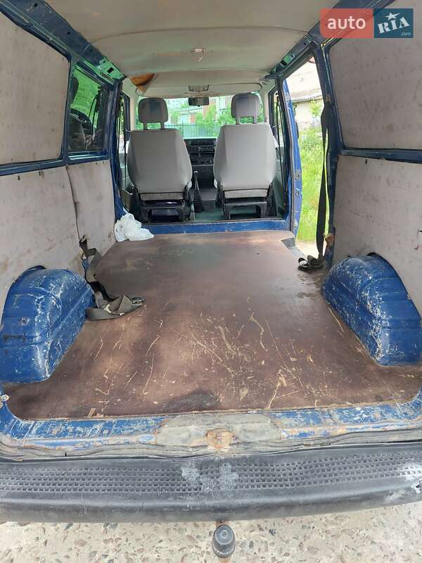 Мінівен Volkswagen Transporter 1999 в Луцьку
