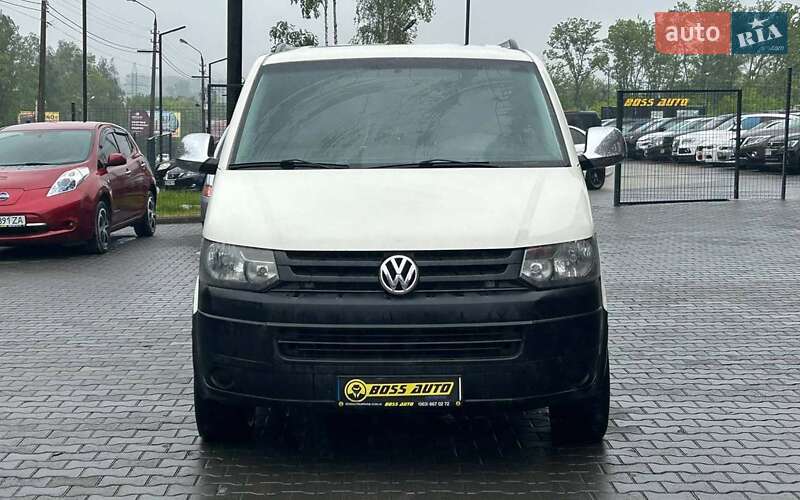 Мінівен Volkswagen Transporter 2011 в Чернівцях
