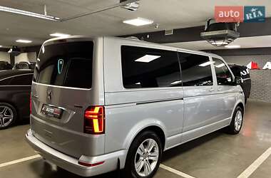 Минивэн Volkswagen Transporter 2019 в 