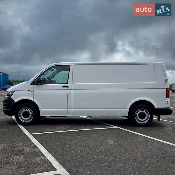 Вантажний фургон Volkswagen Transporter 2018 в Києві