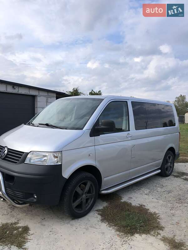 Минивэн Volkswagen Transporter 2008 в 