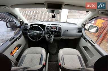 Минивэн Volkswagen Transporter 2010 в 