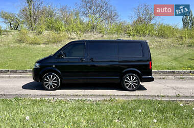 Грузовой фургон Volkswagen Transporter 2015 в 