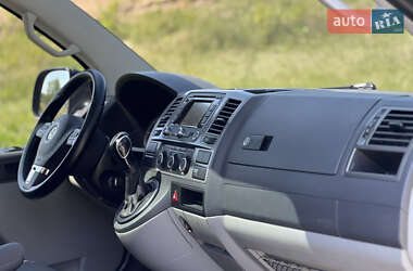 Грузовой фургон Volkswagen Transporter 2015 в 
