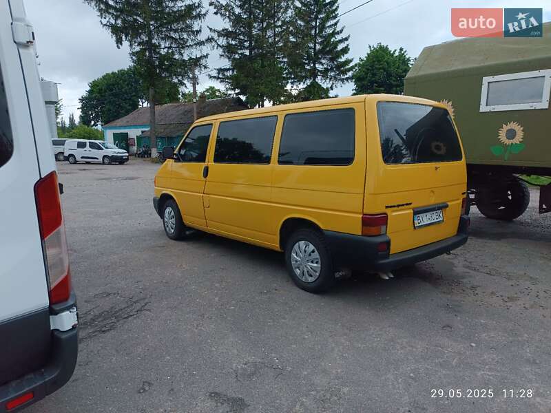 Мінівен Volkswagen Transporter 2003 в Старокостянтинові