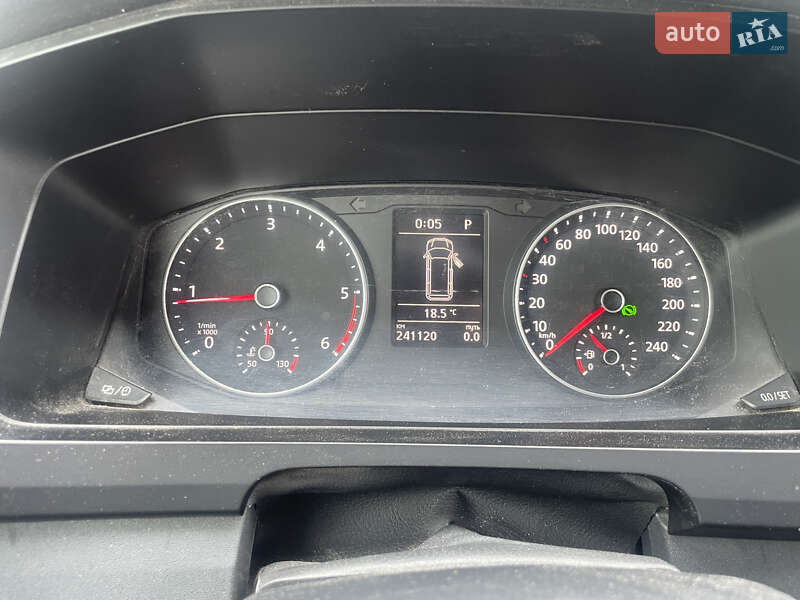 Минивэн Volkswagen Transporter 2017 в Житомире