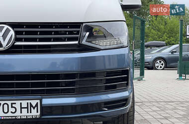 Минивэн Volkswagen Transporter 2019 в 