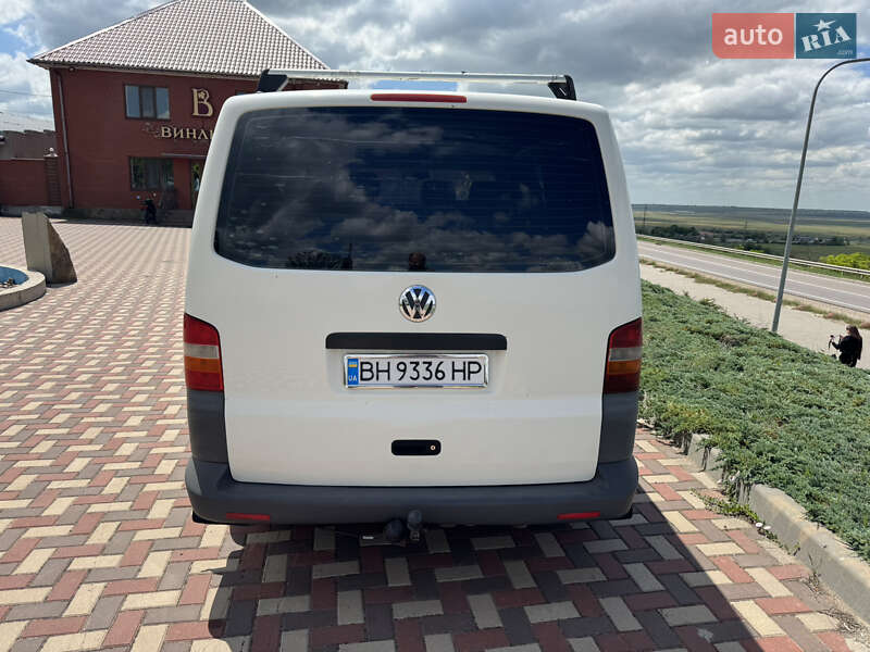 Минивэн Volkswagen Transporter 2006 в Татарбунарах