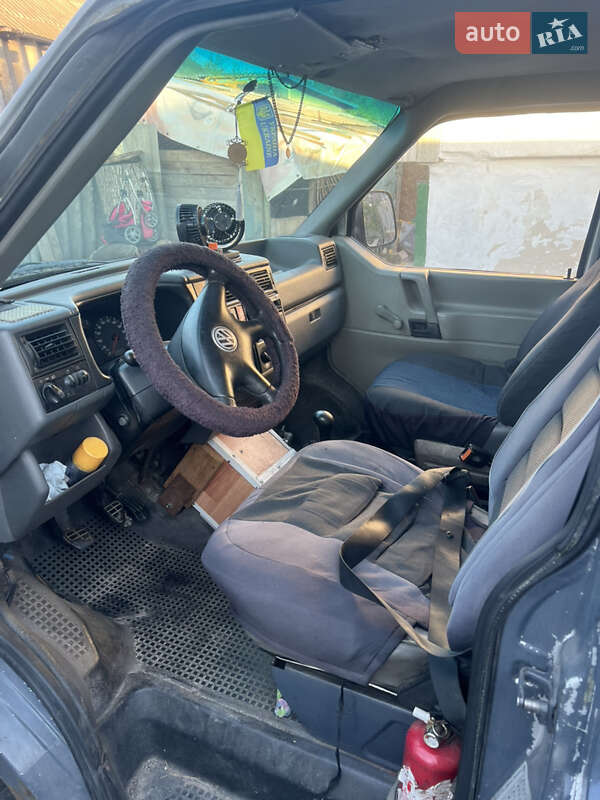 Минивэн Volkswagen Transporter 2000 в Киеве