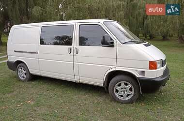Мінівен Volkswagen Transporter 2000 в Саврані