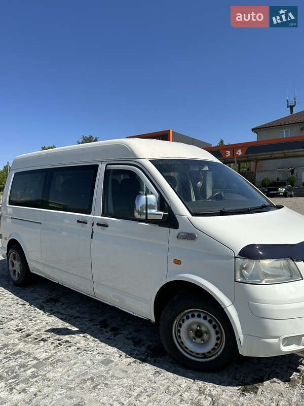 Минивэн Volkswagen Transporter 2005 в Кельменцах