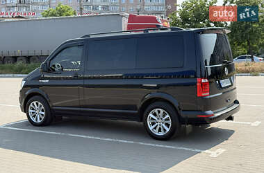 Минивэн Volkswagen Transporter 2018 в 
