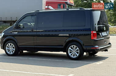 Минивэн Volkswagen Transporter 2018 в 