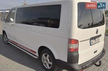 Минивэн Volkswagen Transporter 2015 в 