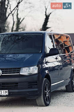 Минивэн Volkswagen Transporter 2017 в 