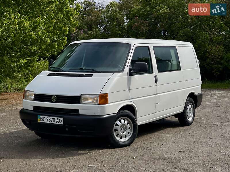 Минивэн Volkswagen Transporter 2001 в 