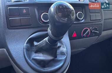 Минивэн Volkswagen Transporter 2015 в 