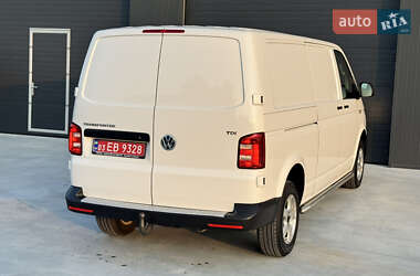 Грузовой фургон Volkswagen Transporter 2018 в 