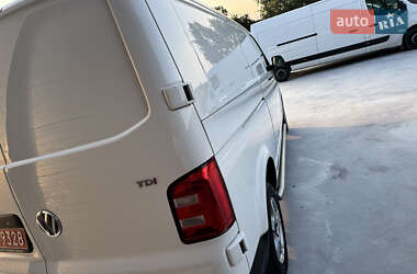 Грузовой фургон Volkswagen Transporter 2018 в 