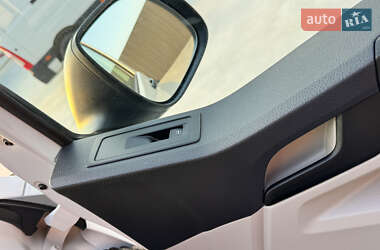 Грузовой фургон Volkswagen Transporter 2018 в 