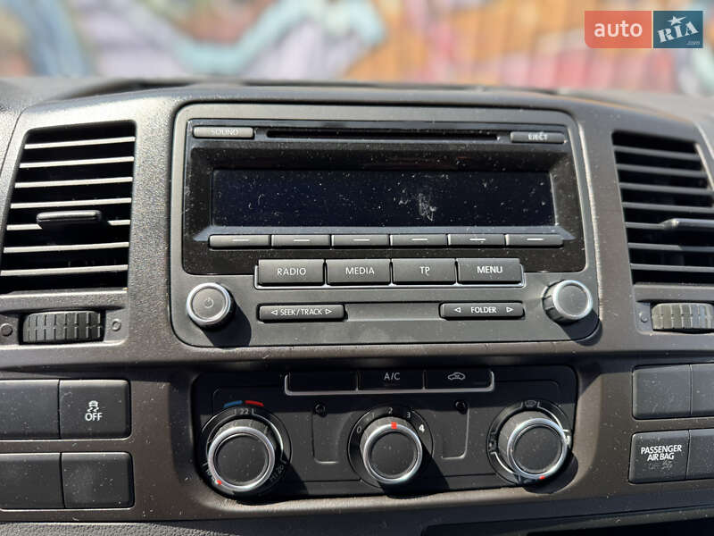 Вантажний фургон Volkswagen Transporter 2013 в Києві фото 19 Вантажний фургон Volkswagen Transporter 2013 в Києві