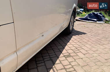 Минивэн Volkswagen Transporter 2005 в 