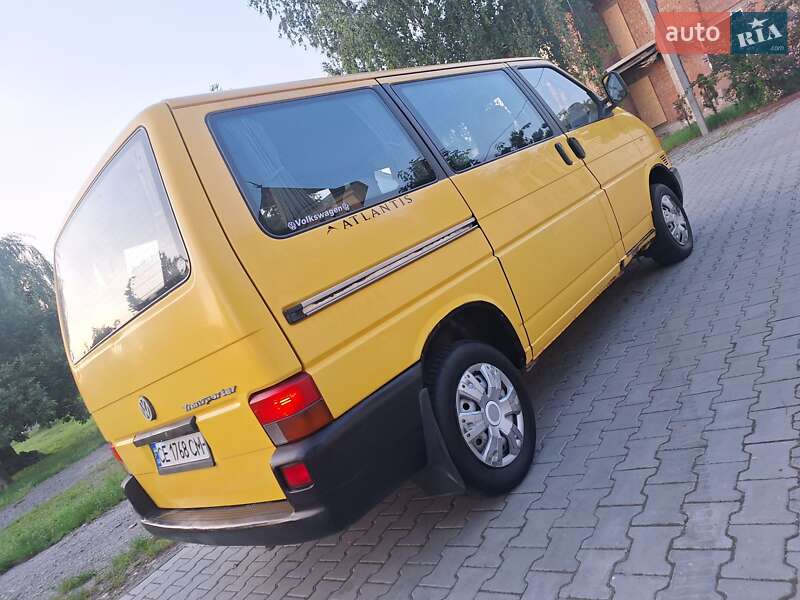 Минивэн Volkswagen Transporter 1999 в Черновцах