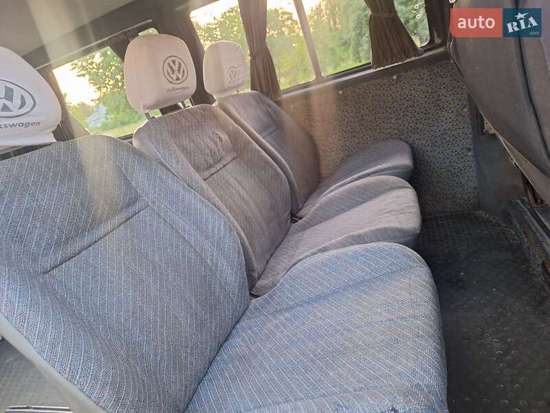 Минивэн Volkswagen Transporter 1999 в Черновцах